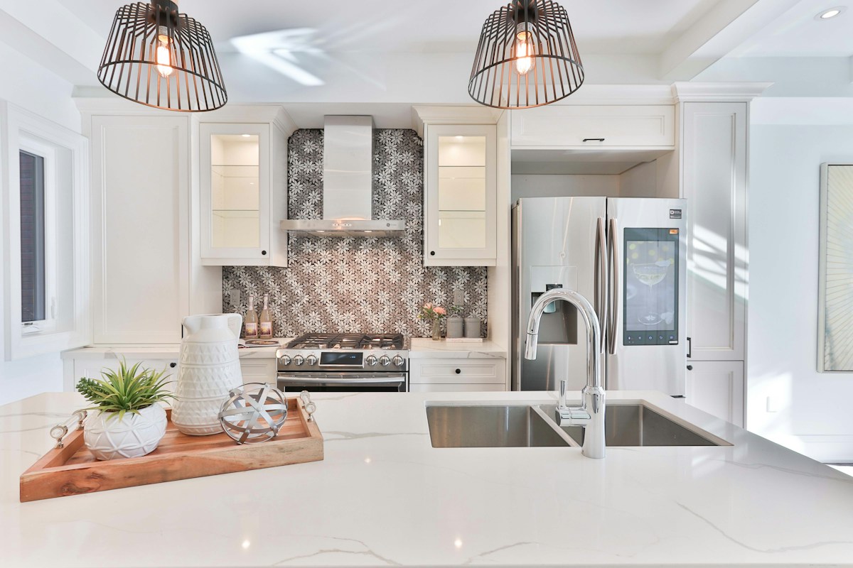 Acrylic & Quartz Modular Kitchen in RS Puram, Coimbatore